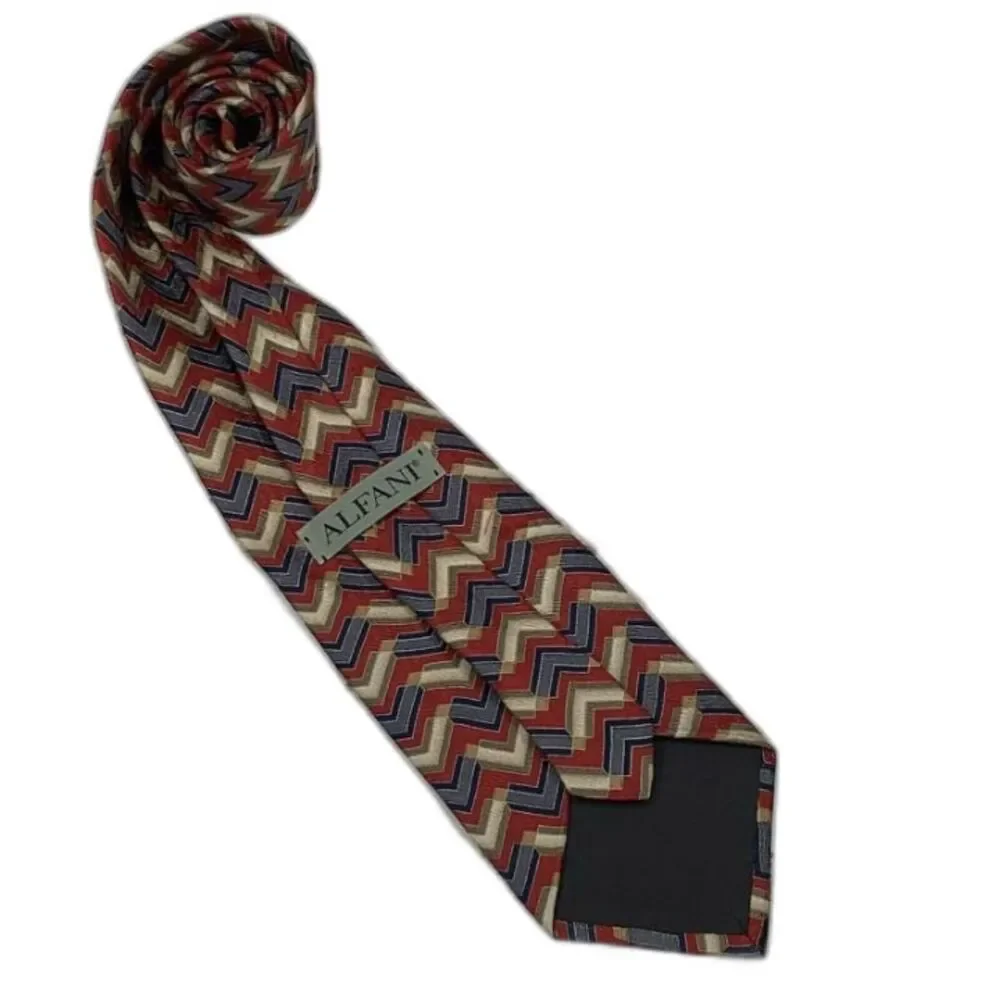 Alfani Silk Tie Red Blue Chevron Geometric Pattern Zig Zag Neck Tie Costello Red